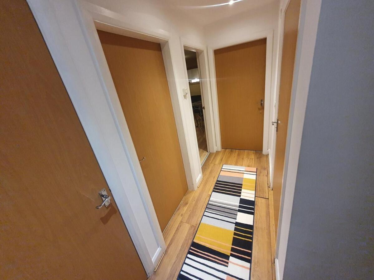 Two Bedroom Apartment, Free Parking, Close To Uclan And Free Wifi Πρέστον Εξωτερικό φωτογραφία