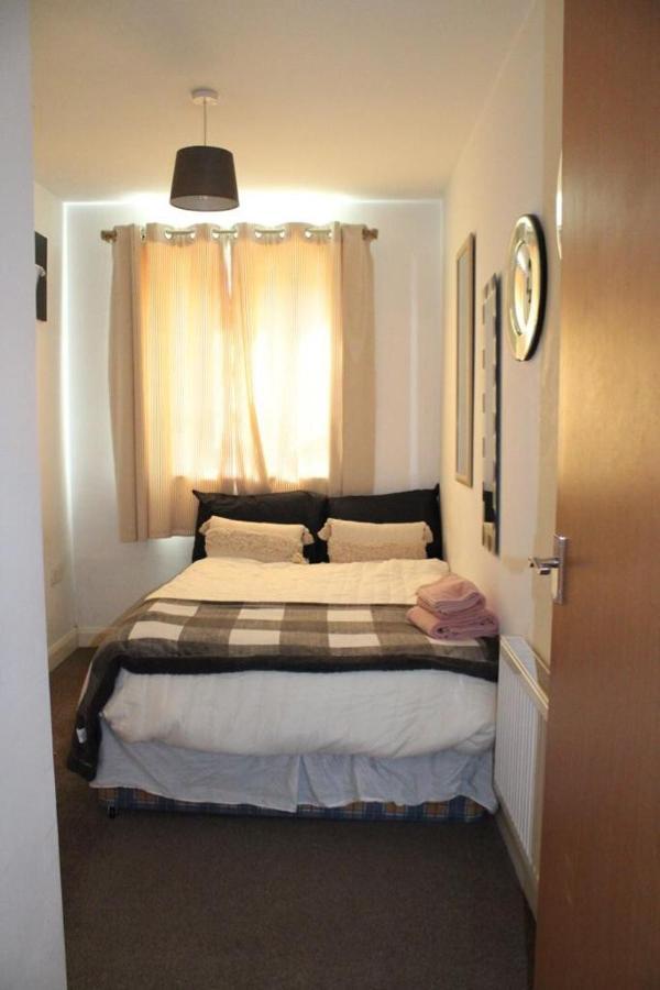 Two Bedroom Apartment, Free Parking, Close To Uclan And Free Wifi Πρέστον Εξωτερικό φωτογραφία