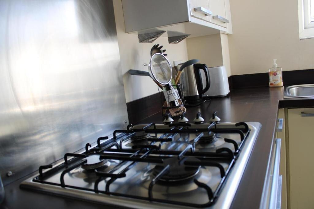 Two Bedroom Apartment, Free Parking, Close To Uclan And Free Wifi Πρέστον Εξωτερικό φωτογραφία